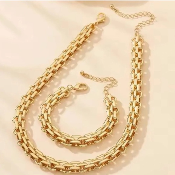 Gold Chain Necklace and bracelet Set - Picture 10 of 10
